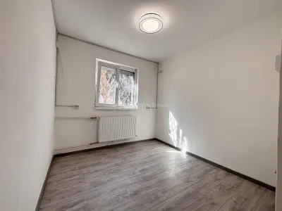 Garsoniera Rogerius - etaj 1 si parter - str. Aluminei - Oradea