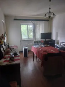 Apartament 2 decomandat, etaj 1, 2 balcoane - Sarari - foto 4