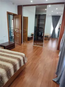 Casa individuala - Otopeni - 4 camere -3 bai - 350mp - 1000mp teren - foto 4