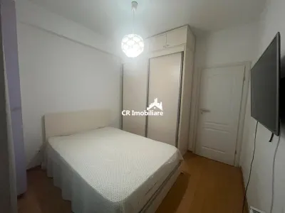 Apartament 2 camere, Mosilor posibilitate de a parca in curte - foto 2