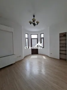 Vila  16 camere pretabil pentru firma Foisorul de Foc - foto 8
