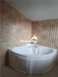 Vila de vanzare cu acces la padurea Izvorani in spatele casei si aproape de centrul comercial Ciolpani - foto 2