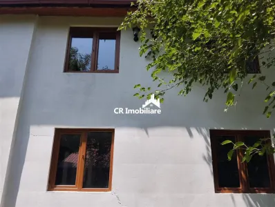 Vila de vanzare cu acces la padurea Izvorani in spatele casei si aproape de centrul comercial Ciolpani - foto 12