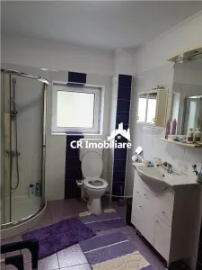 Cas Vila Azuga stare foarte buna zona linistita la cheie - foto 12