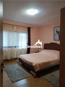 Cas Vila Azuga stare foarte buna zona linistita la cheie - foto 9