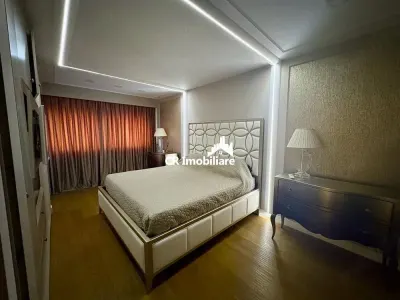 Vanzare 4 camere cu curte Herastrau - foto 2