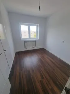 Apartament 5 camere  cu scara interioara tip  penthouse -doua etaje - foto 13