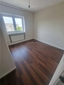 Apartament 5 camere  cu scara interioara tip  penthouse -doua etaje - foto 9