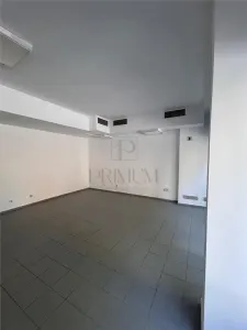 Spatiu comercial - zona excelenta - centrala proprie - aer conditionat - trifazic - foto 5
