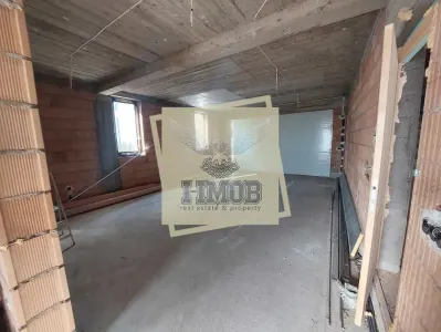 Casa 4 camere 3 bai si teren 500 mp Veterani - foto 3