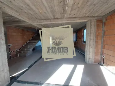 Casa 4 camere 3 bai si teren 500 mp Veterani - foto 4