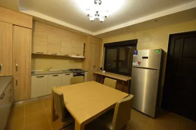 Vilă de lux cu 4 camere, 3 dormitoare cu băi proprii și curte privată – lângă Cartierul Felicity - foto 5