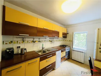 Apartament 4 camere,mobilat si utilat,etaj 3, zona Pompieri - foto 10