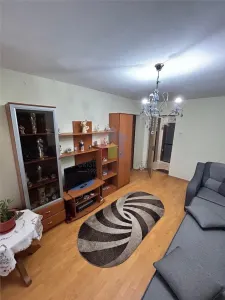 4 camere Sup=52mp  cu imbunatatiri zona Gara Autogara - foto 2