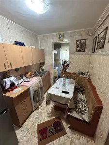 4 camere Sup=52mp  cu imbunatatiri zona Gara Autogara - foto 6
