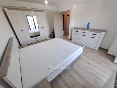 Apartament 1 camera, 35 mp, bloc 2018, Cug, liber, mobilat complet - foto 3