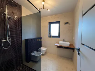 Duplex de vanzare cu 5 camere - foto 23