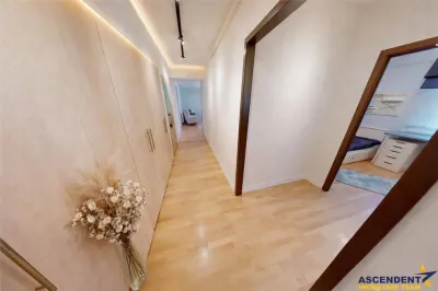 Spatialitate si confort: apartament 4 camere, Central, Brasov: FILM & 3D - foto 5