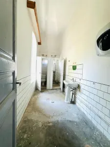 DE VANZARE CONAC  CU TEREN 8330  MP ZONA MELINESTI LA 20 KM CRAIOVA  DOLJ - foto 13