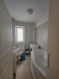 Apartament 2 camere Pacurari ( Valea Lpulului) - 350 EURO - foto 10
