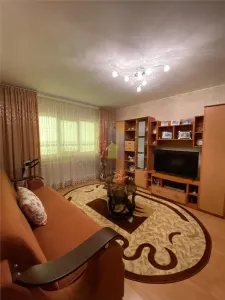 ETAJ 1! Se vinde MOBILAT! Ap 2 camere, zona Progresu - Braila