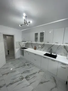 RENOVAT! Ap 2 cam, conf 1 decomandat Plantelor, etaj 3, mobilat si utilat - foto 4