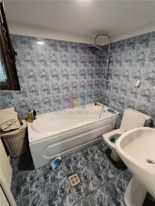 Piata Saraca-Casa 3 cam Caramida 100mp utili toate utilitatile teren 196 mp - foto 3