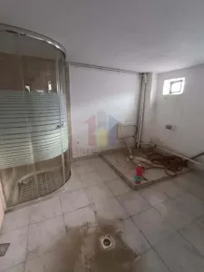 Hala 190 mp, D+P din boltari, intre Garii si C.Galati - foto 8