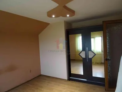 Vila P+1, constructie 2013, teren 700 mp, la 50Km de Braila - foto 14
