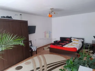 Casa 3 camere zona Centrala, teren 385 mp - foto 8