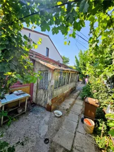 Casa batraneasca cu teren 295 mp, deschidere 8 m, Chercea - foto 3