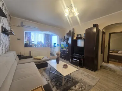 De vanzare apartament 2 camere complet mobilat, str.Cornisa, zona Scolii 10 - foto 3