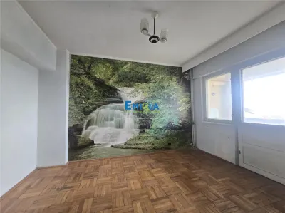 Investitie Ideala in Centrul Bacaului Apartament 2 Camere Decomandate - foto 6