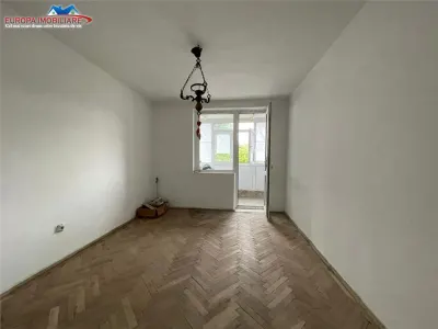 Apartament cu 2 camere de vanzare zona centrala Tulcea - foto 4
