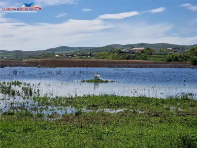 Teren cu deschidere la lac de vanzare in localitatea Somova Tulcea - Somova