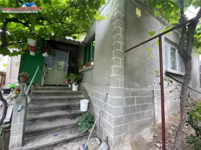 Casa de vanzare in zona centrala Tulcea - Tulcea