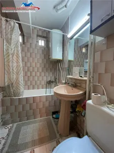 Apartament 2 camere de vanzare zona ultracentrala Tulcea - foto 6