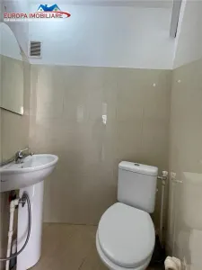 Spatiu comercial de vanzare strada 1848 Tulcea - foto 7