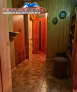 Apartament cu 2 camere de vanzare zona  Vest Tulcea - foto 5