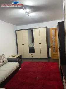 Apartament 3 camere de vanzare zona Spitalului Tulcea - foto 2