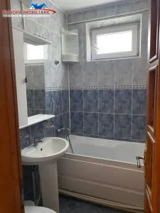 Apartament 3 camere de vanzare zona Spitalului Tulcea - foto 11