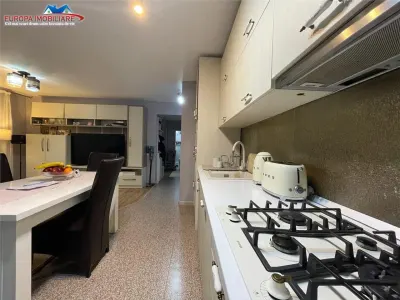 Apartament 3 camere de vanzare zona ultracentrala Tulcea - foto 12