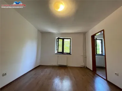 Apartament 3 camere de vanzare zona 23 August- Tulcea - foto 6