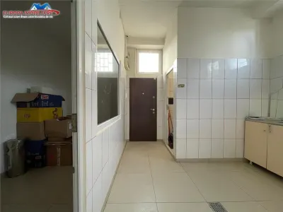 Spatiu de vanzare zona centrala -Tulcea - foto 6