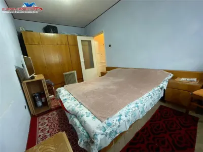 Apartament  2 camere de vanzare zona Taxe si Impozite - foto 3