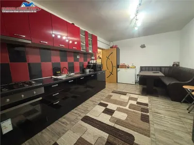 Apartament 4 camere de vanzare zona centrala Tulcea - foto 12
