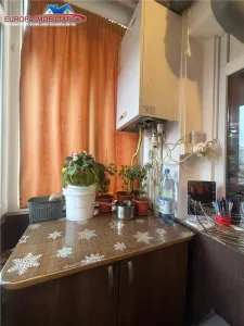 Apartament 4 camere de vanzare zona centrala Tulcea - foto 14