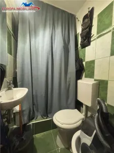 Apartament 4 camere de vanzare zona centrala Tulcea - foto 7