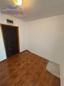 Apartament cu 2 camere de vanzare zona 23 August -Tulcea - foto 3