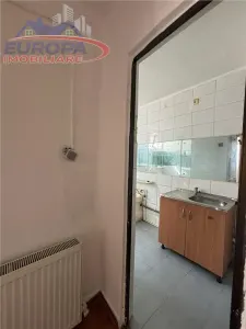 Apartament cu 2 camere de vanzare zona 23 August -Tulcea - foto 7